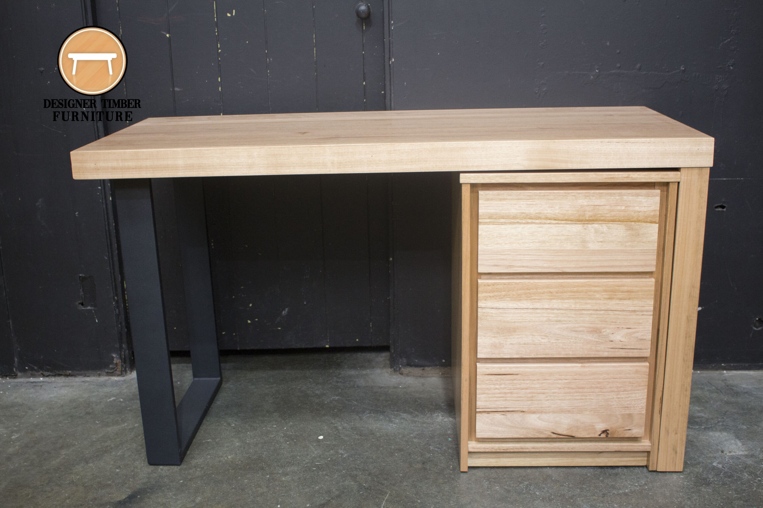 timber student desk